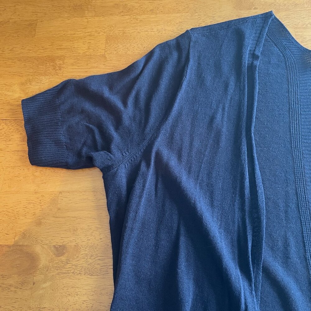 Size 1X Tahari 100% linen dark navy cardigan - Picture 7 of 8